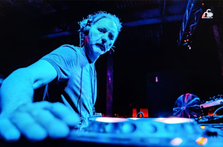 Legenda Pero FullHouse slavi 30 godina za DJ pultom i tim povodom organizuje turneju!