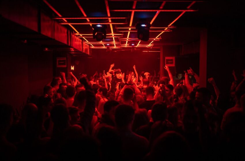  Britanski DJ i producent Dave Seaman početkom novembra nastupa u beogradskom klubu Kult!