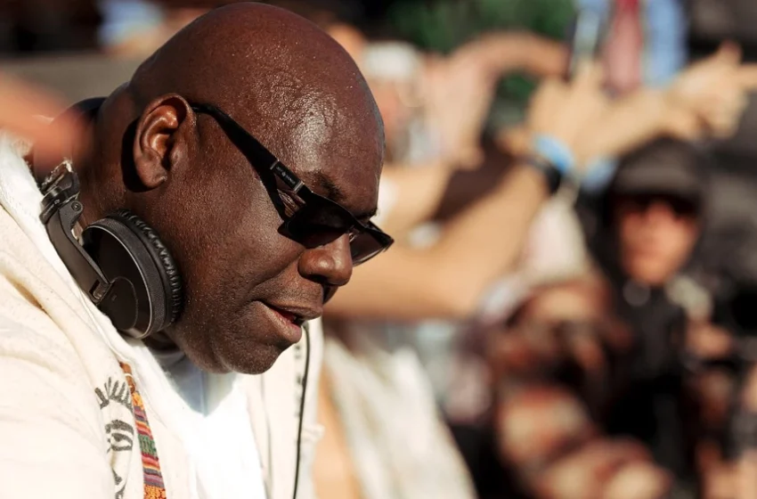  Carl Cox deli svoj DJ set sa Burning Man festivala sa Mayan Warrior bine!