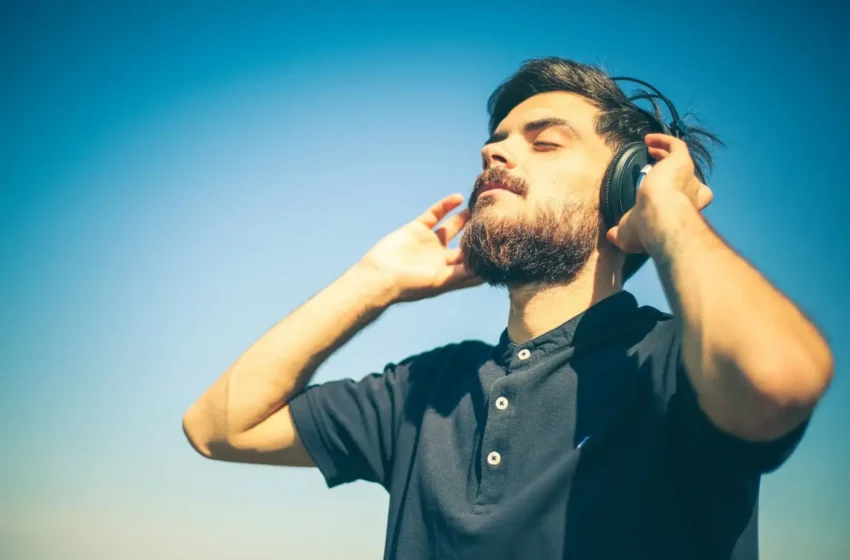  Slušanje muzike 60 minuta dnevno smanjuje hroničnu bol i poboljšava mentalno zdravlje!