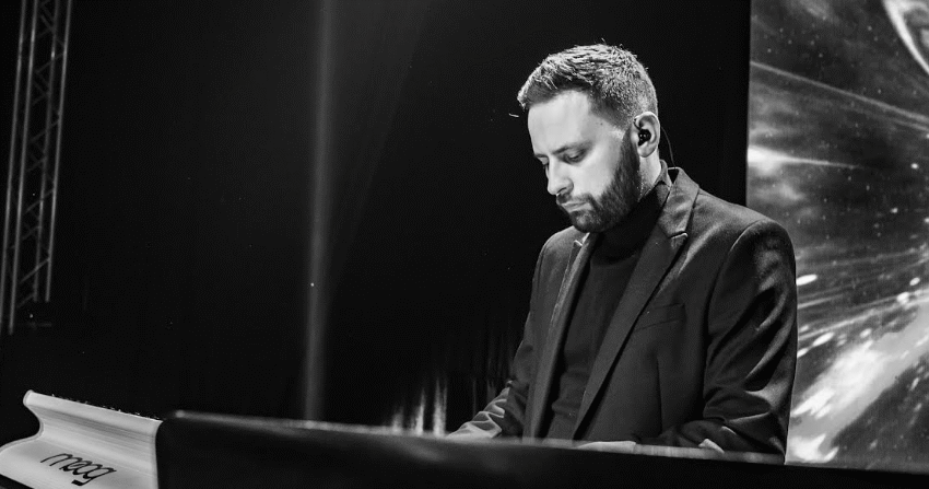  Od kluba do teatra: DJ Indigo redefiniše prostor muzike!