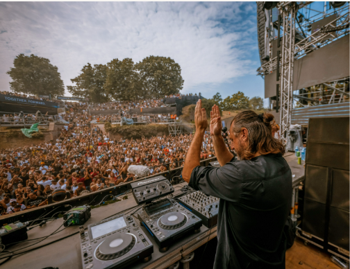 Solomun: Jedan podijum, nebrojeno emocija – „Muzika nas pamti bolje nego mi sami” !