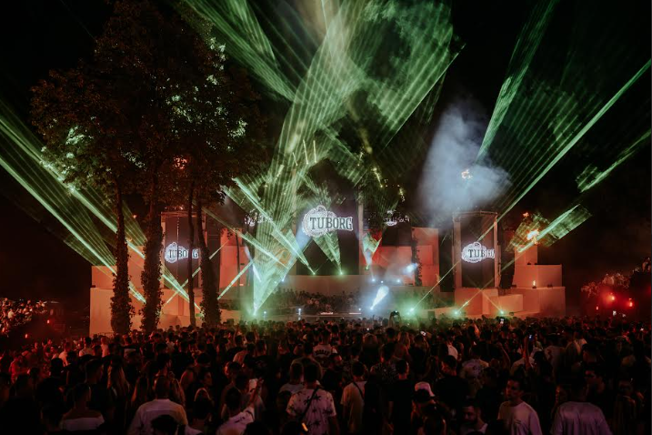  Nezaboravno zatvaranje Tuborg Lovefesta: Vrnjačka Banja plesala do zore uz legendarnog Lil’ Louisa!Sledeće izdanje Tuborg Lovefesta donosi veliko iznenađenje i potpuni zaokret!