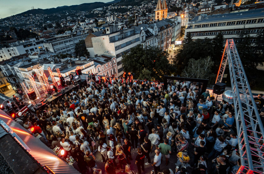 VELIKO FINALE DECENIJE BAŠTE SNOVA: 15. NOVEMBRA ÂME b2b BONJASKY!
