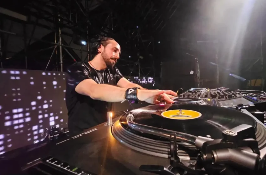  Cristian Varela na 6 gramofona: Jedan sat techno vožnje na vinilu za 60 godina Technicsa!