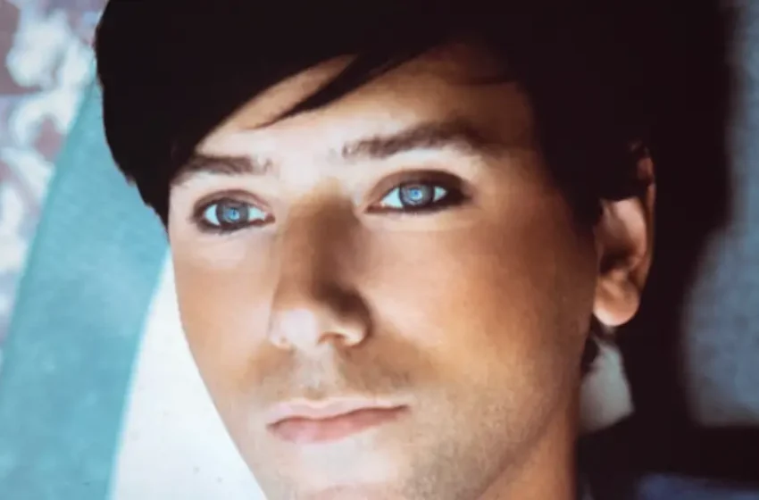  Tiga najavljuje prvi solo album u poslednjoj deceniji, HOTLIFE!
