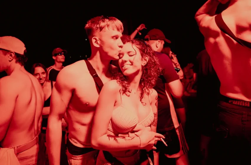  Zanimljivo istraživanje otkriva da jedna od pet osoba ima seks na festivalu!