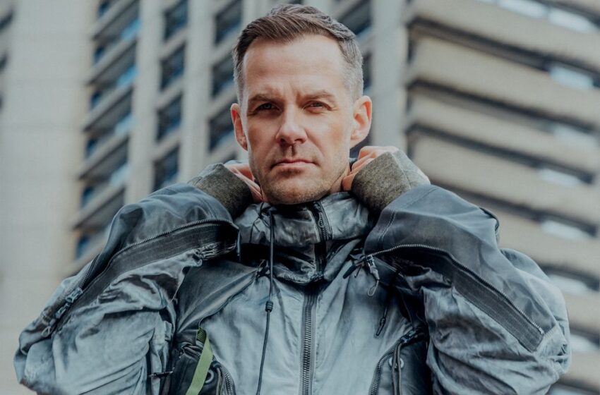  Adam Beyer odgovara na komentare na objavi za Dan zaljubljenih sa novom devojkom!