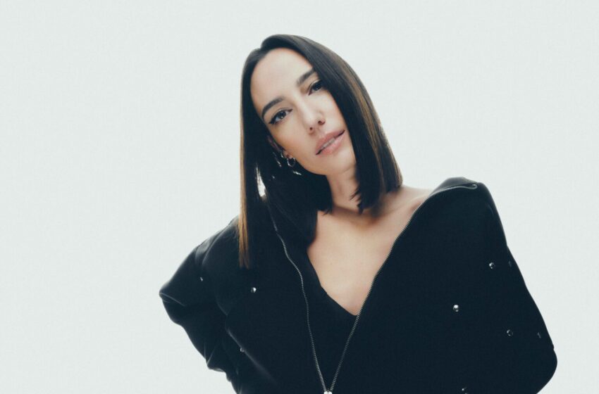  Amelie Lens u dirljivom postu uči ćerku da pušta muziku na vinilu!